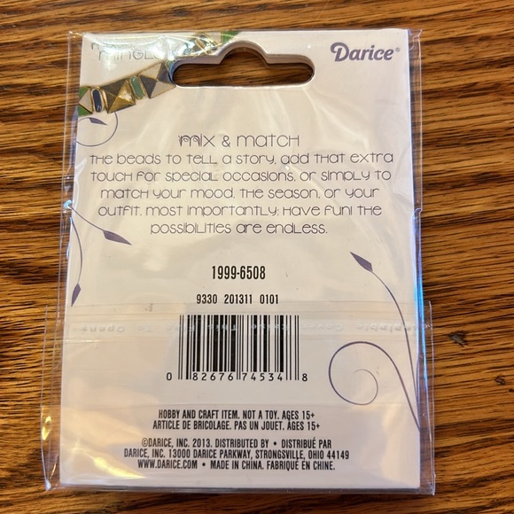 NWT 4 Packs Jewelry Interchangeable Bands & Bling Metal Charm Sliders by Darice - Picture 9 of 9